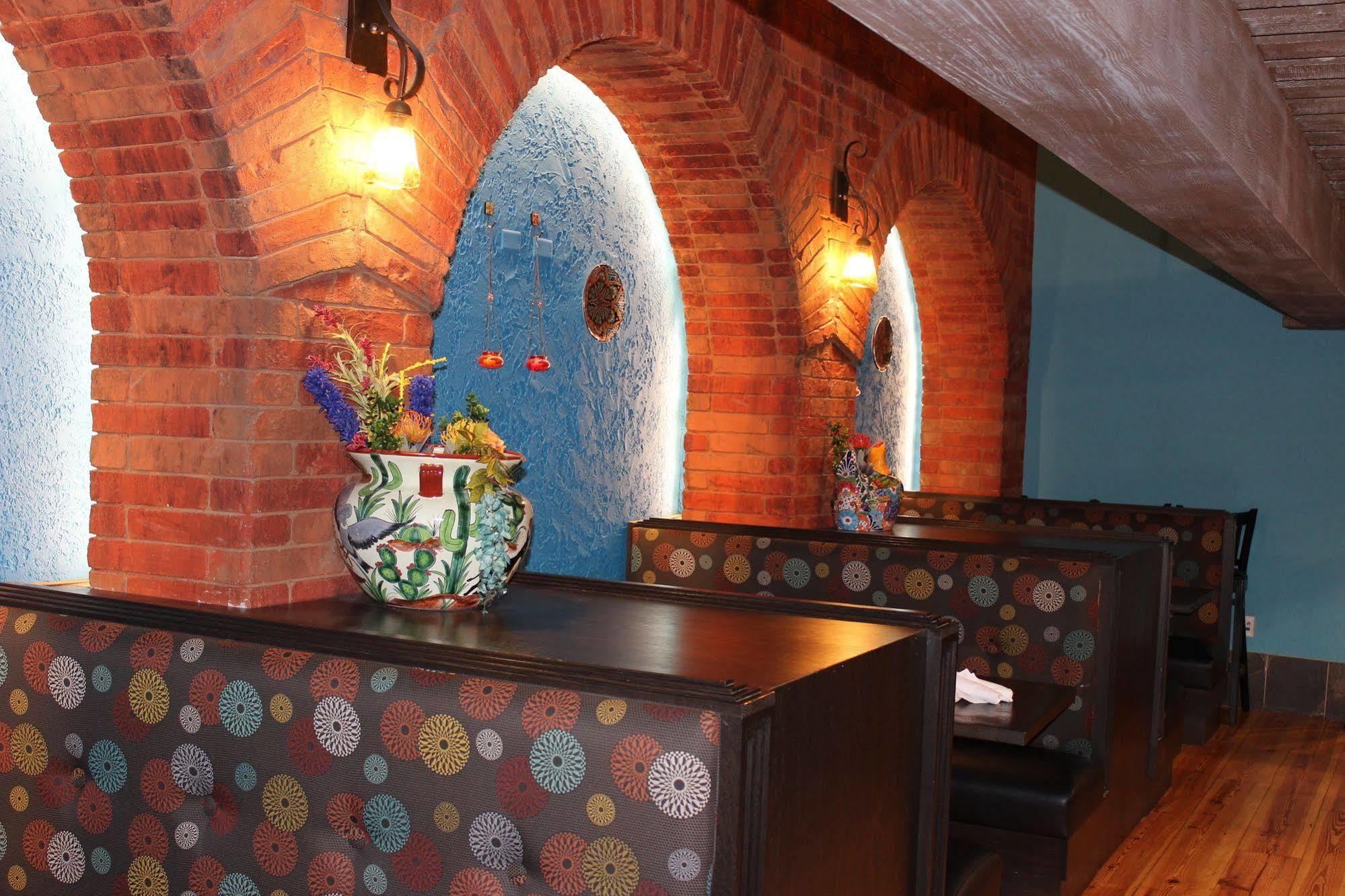 Argosy Casino Hotel & Spa Riverside Esterno foto